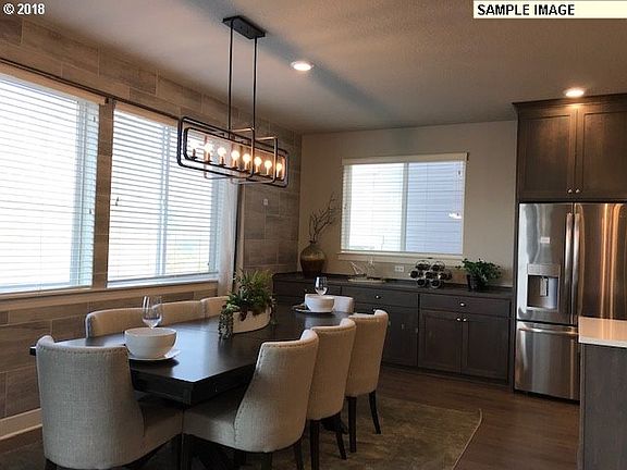 4th image of 5067 SE 82nd Ave