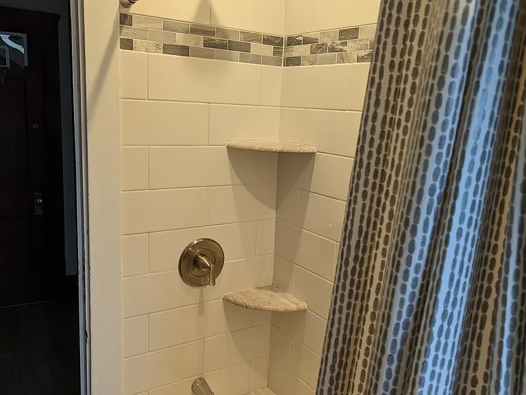10918 Ashbury Ave — Photo 14