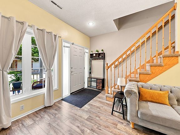 3rd image of 500 N Valley Dr Unit 206