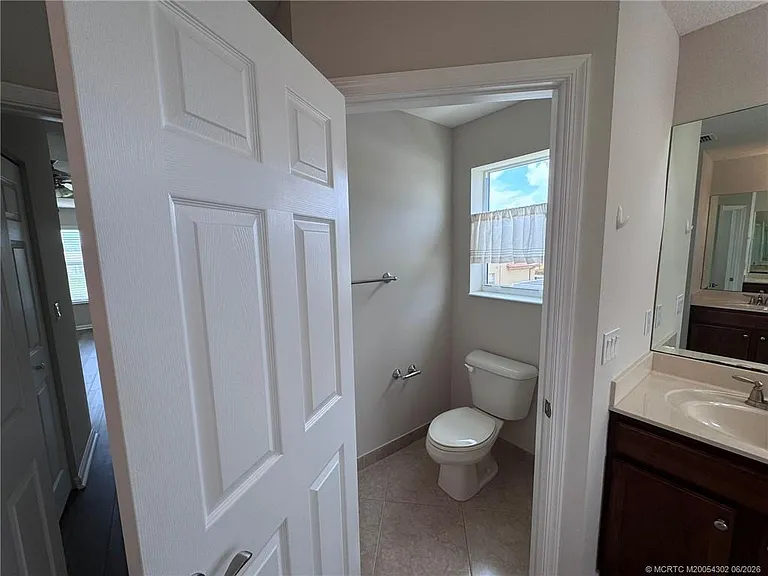 11239 SW Barton Way — Photo 34