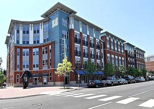 1800 Wilson Blvd Photo 1