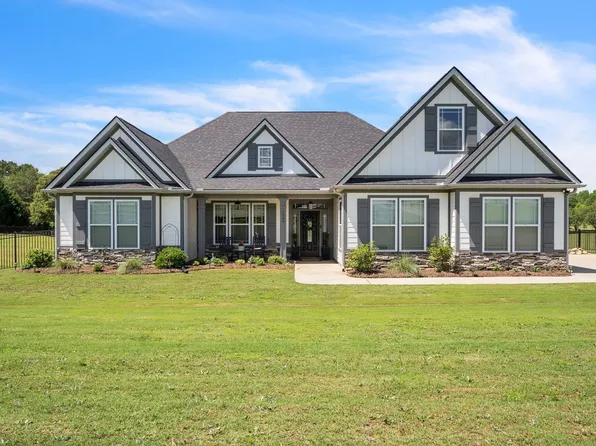 1540 Roddy Rd, Campobello, SC 29322