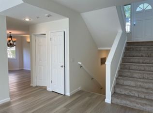 9 Laurel Glen Ter, San Rafael, CA 94903