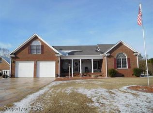 1320 Steeple Run Dr, Fayetteville, NC 28312