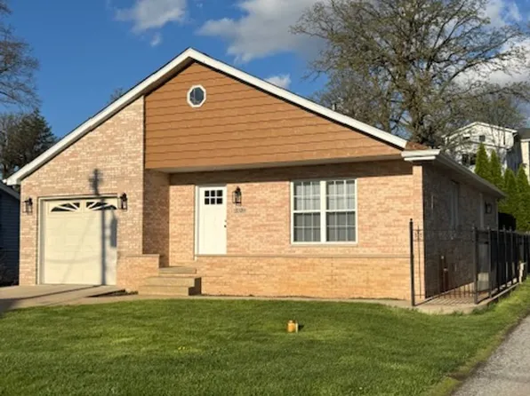 13339 Fulton St, Cedar Lake, IN 46303