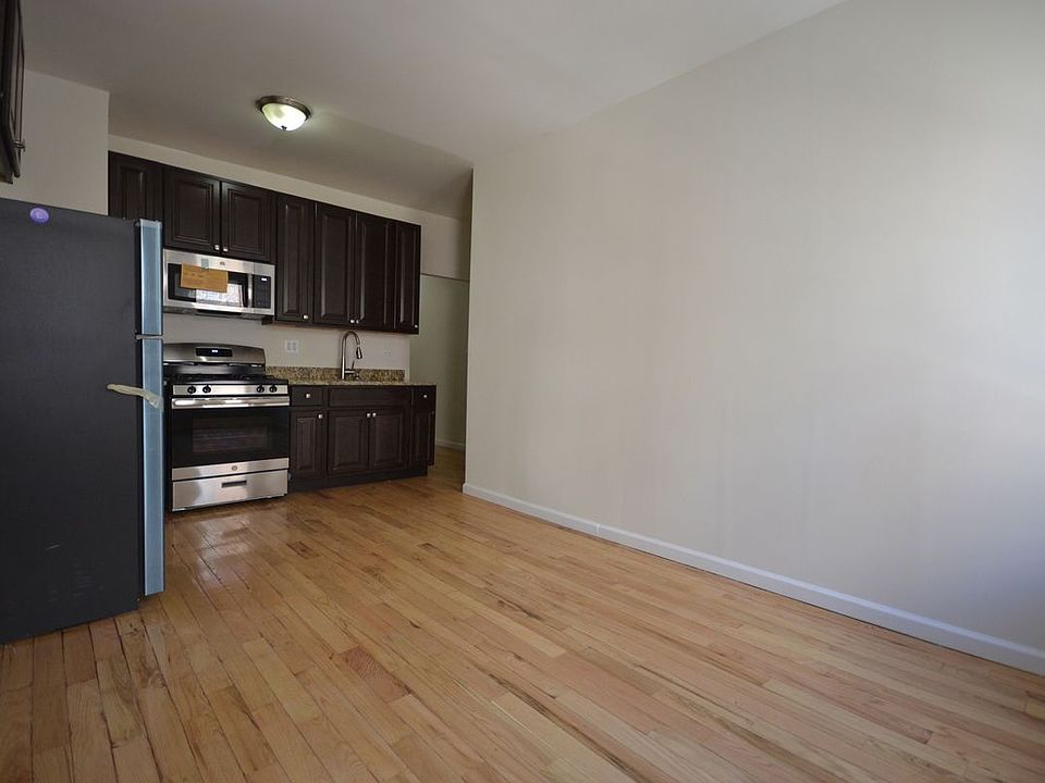 2nd image of 4141 44th St APT H3