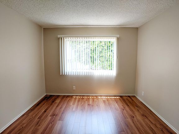 4th image of 1218 Pine St APT 206