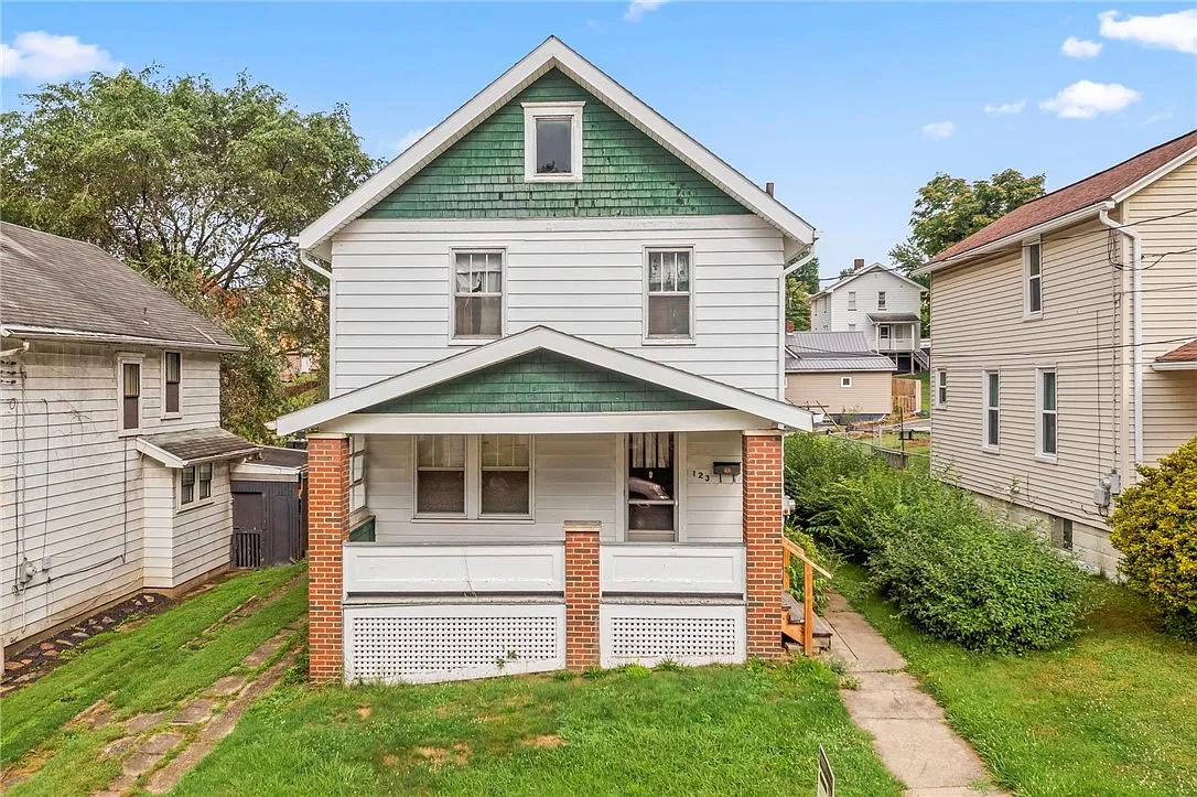 123 E Katherine Ave photo 1