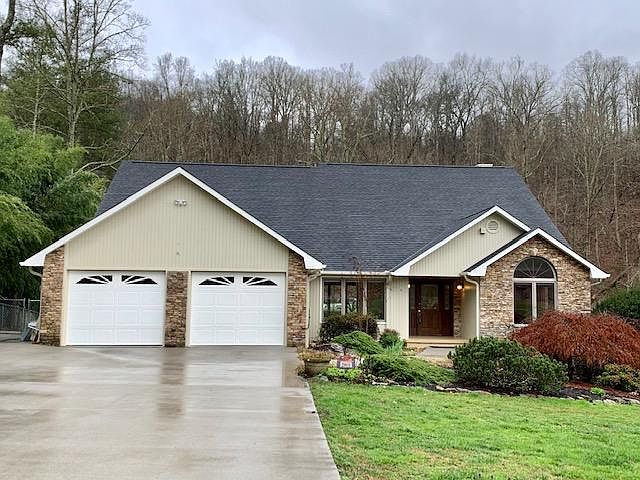 1st image of 2801 Aqua Ln