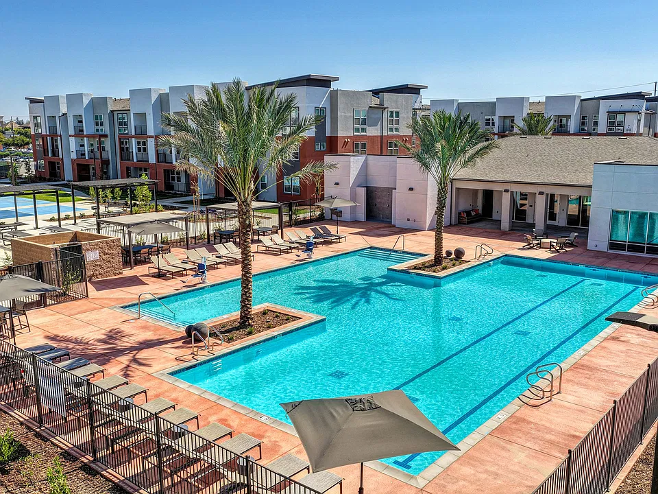 Monte Vista Apartments