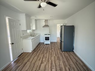661 1/2 E F St, Colton, CA 92324