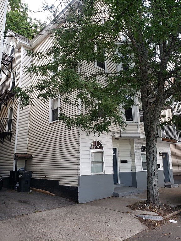 113 River St Apt 1 Haverhill Ma 012 Mls Zillow