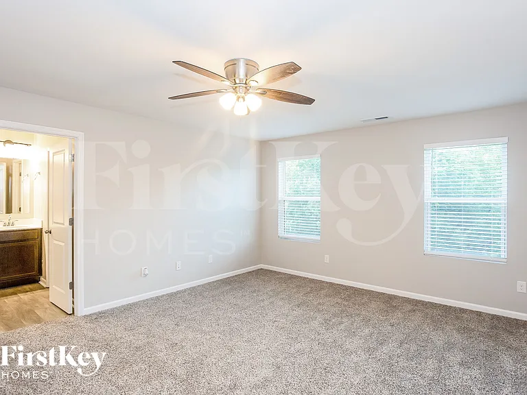 371 Copes Ct — Photo 12