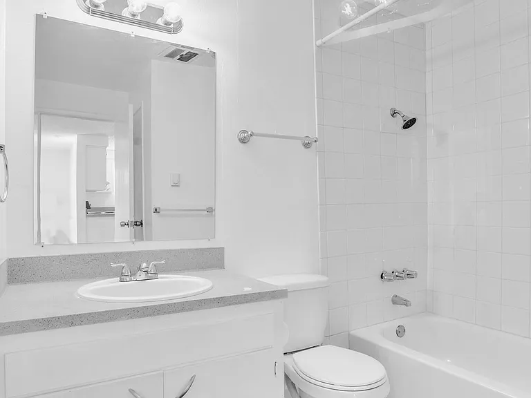 4709 Vesper Dr #4 — Photo 10