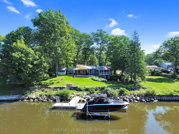 68 Edgewater Rd, Wasaga Beach, ON L9Z 2W3