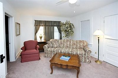 3rd image of 11534 E D Ave