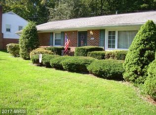 6504 Panorama Dr, Sykesville, MD 21784