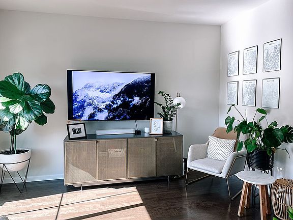 3rd image of 2351 Raya Way