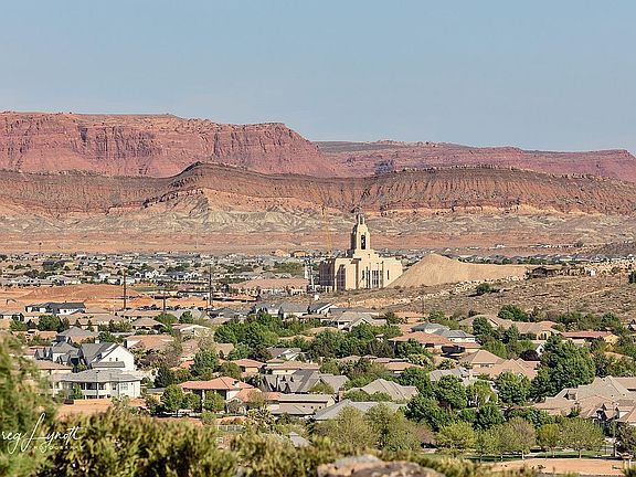 Views: East St. George