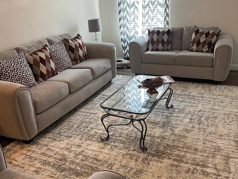 7611 Connemara Dr — Photo 9