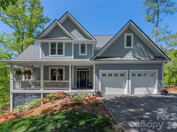 48 Duncan Estate Dr, Fletcher, NC 28732