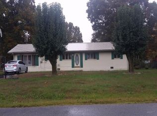 1102 Shady Ln, Manchester, TN 37355