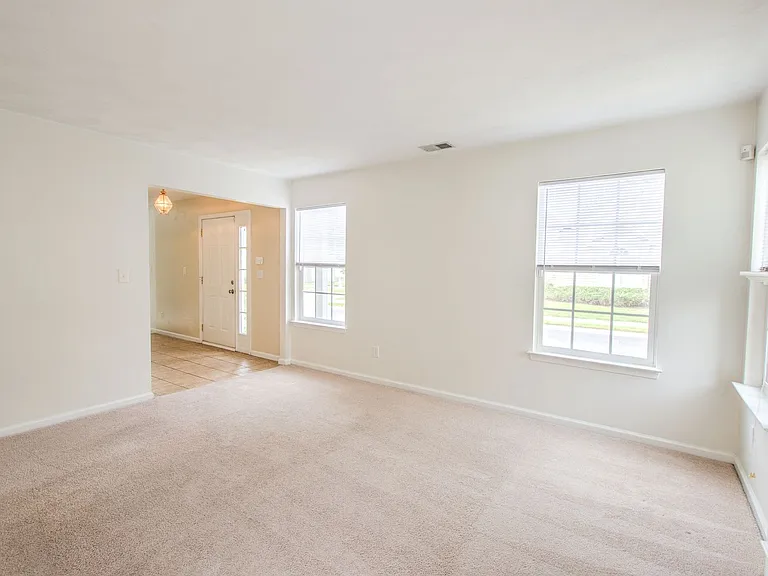 1560 Wynd Crest Way — Photo 9