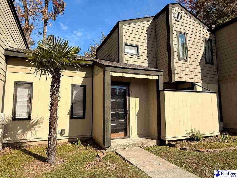 1st image of 500 Woodland Dr APT 21