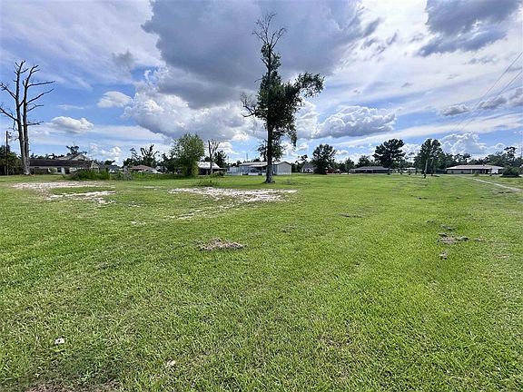2nd image of 2524 Cox Rd