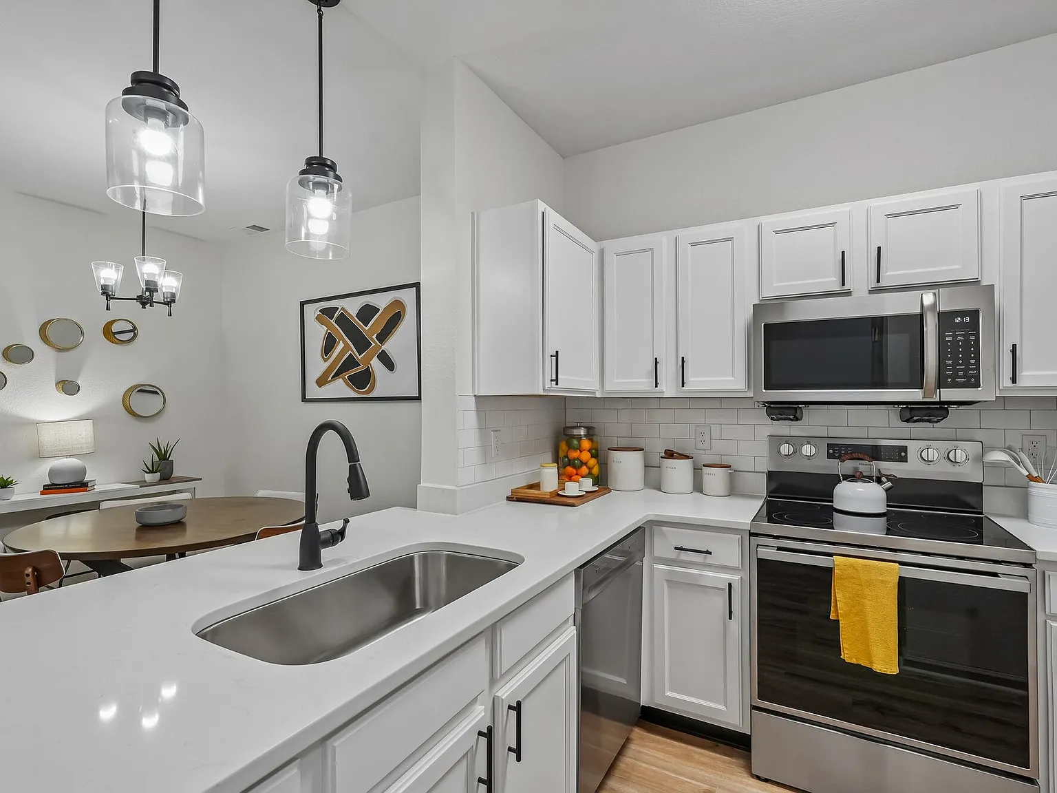 Reserve at Williams Glen — Photo 1