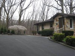 1033 Beechwood Blvd, Ellwood City, PA 16117