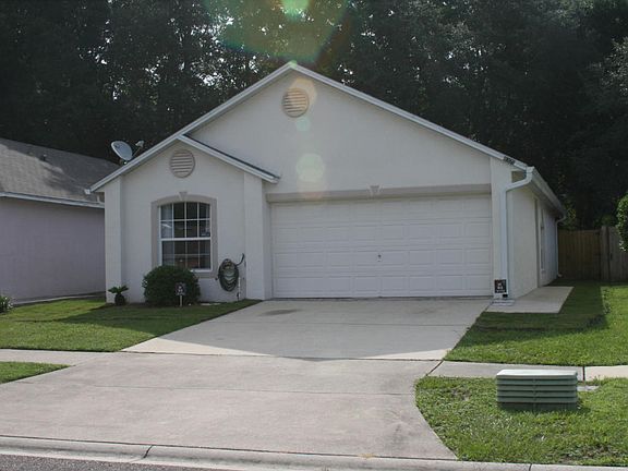 2nd image of 8305 Oak Crossing Dr W
