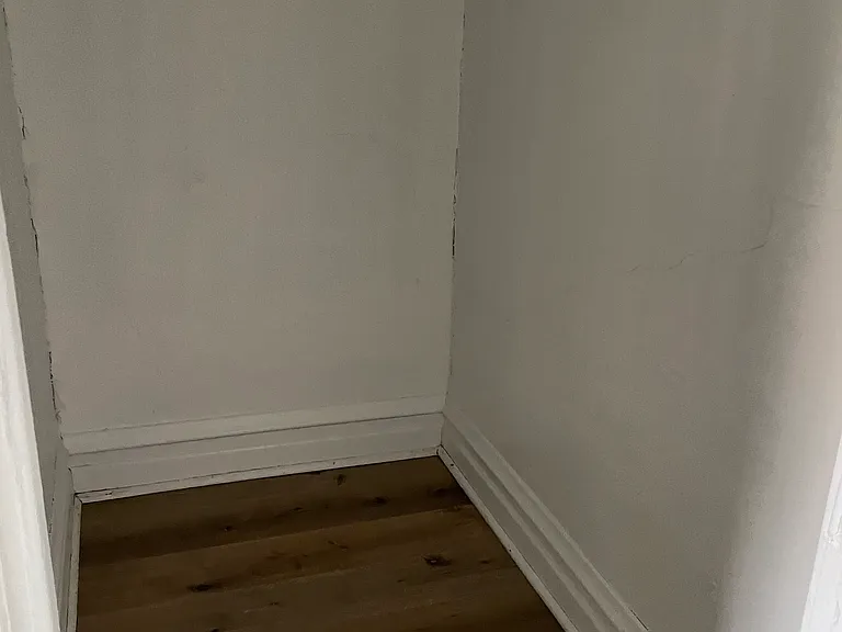 2326 N Clark St #3 — Photo 9