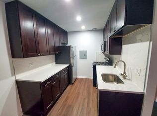 525 W Aldine Ave APT 304, Chicago, IL 60657