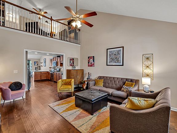 4th image of 3325 Stormello Ln
