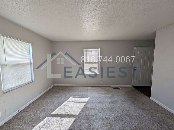 4th image of 2200 Monroe Ave
