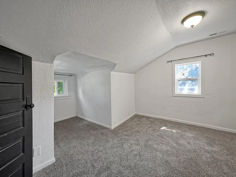 4209 Touzalin Ave — Photo 18