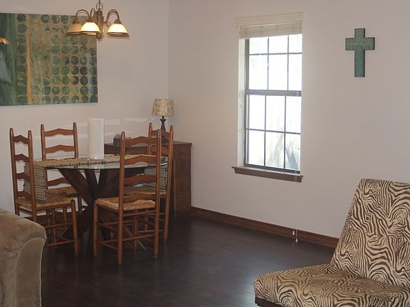4th image of 1653 Kansas Ave