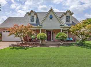 683 Fletcher Rd, Collierville, TN 38017
