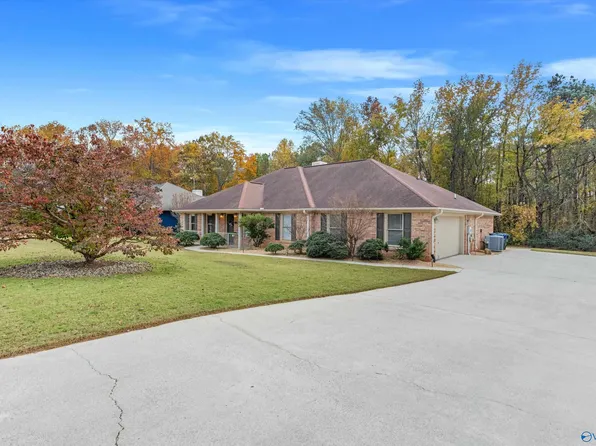 283 Knox Creek Trl NW, Madison, AL 35757