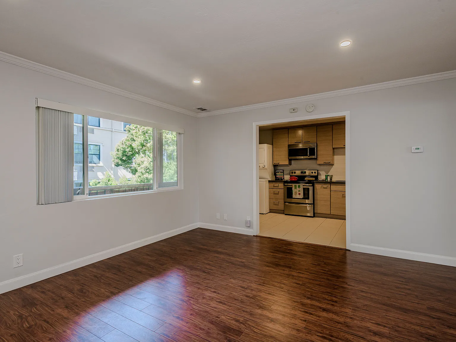 1 bed, 728 sqft, $3,150 — Photo 3