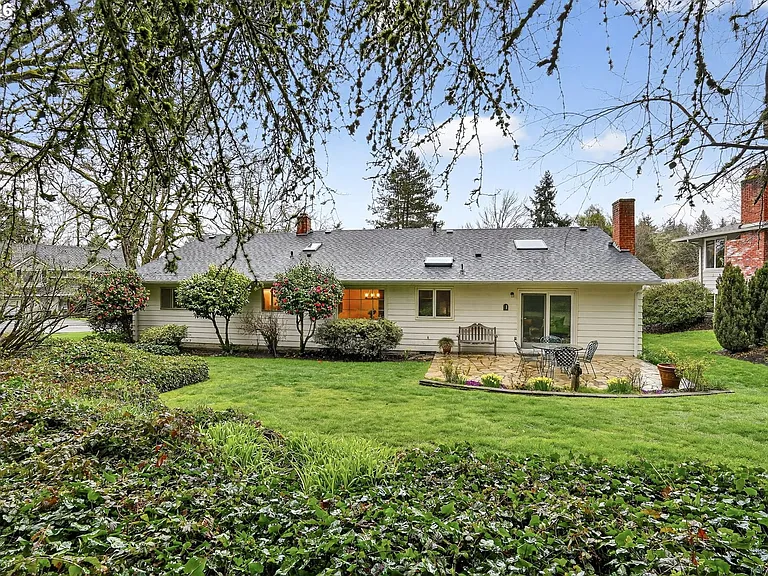 12855 SW Glenn Dr — Photo 20