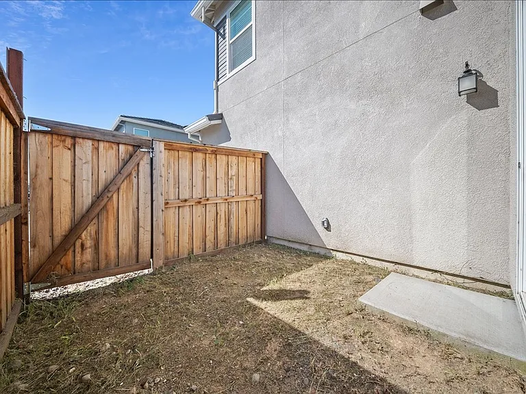 2416 Interstellar Ln — Photo 19