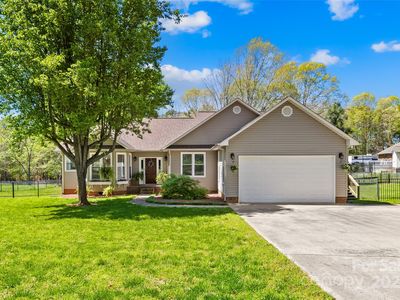 102 Northshore Dr, Cherryville, NC, 28021