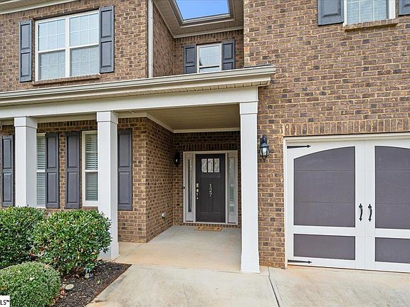 3rd image of 127 Riverland Woods Ct