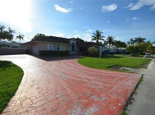 2700 SW 113th Ave, Miami, FL 33165