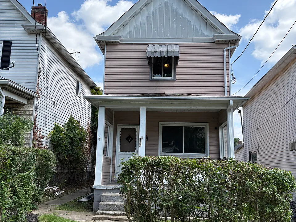 122 Woodland Ave