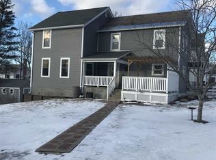 2 Saratoga St, Hoosick Falls, NY 12090
