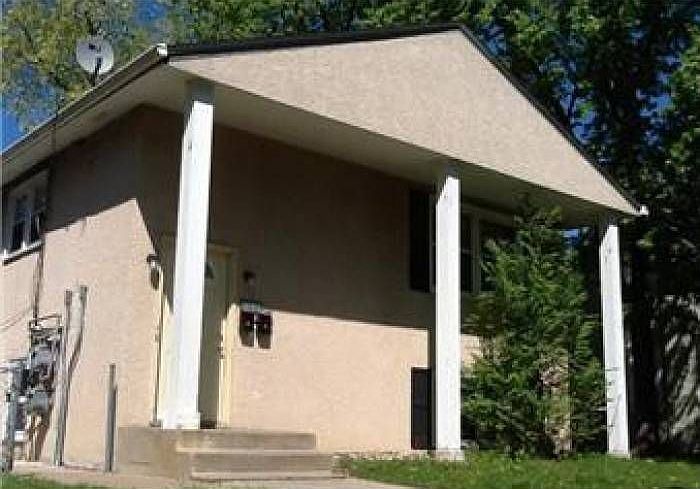 1081 Minnehaha Ave E