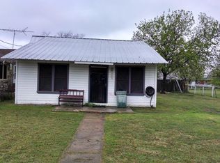 303 N 20th St, Gatesville, TX 76528